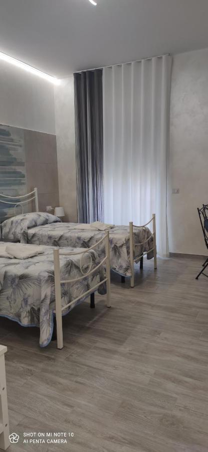B & B Le Gemelline Salerno Luaran gambar