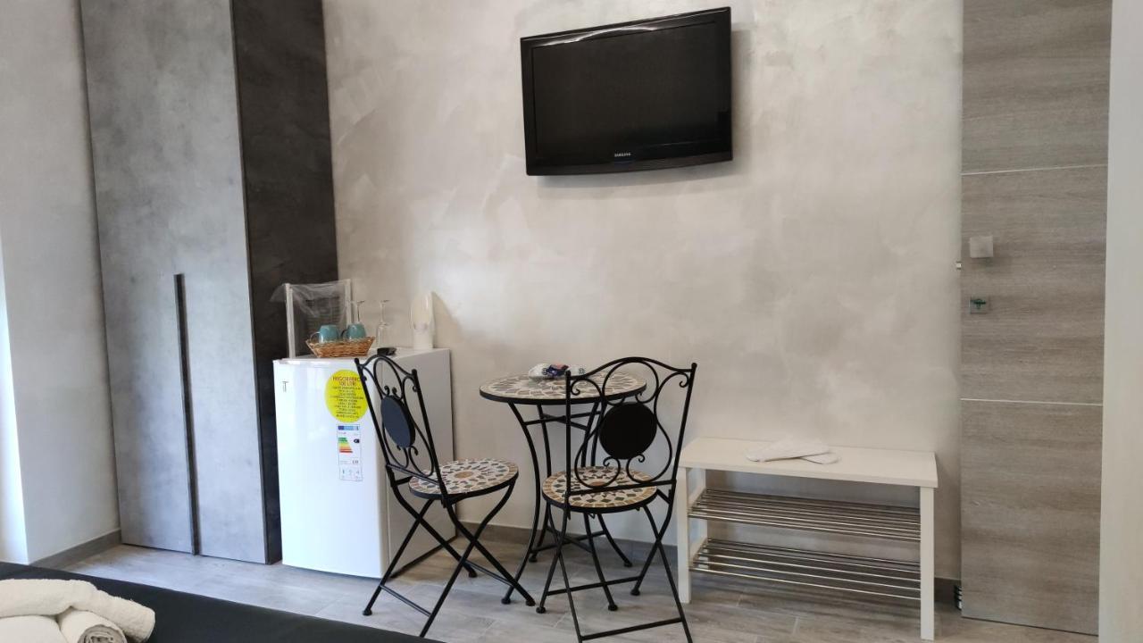 B & B Le Gemelline Salerno Luaran gambar